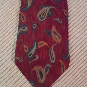 New Bill Blass Silk Tie